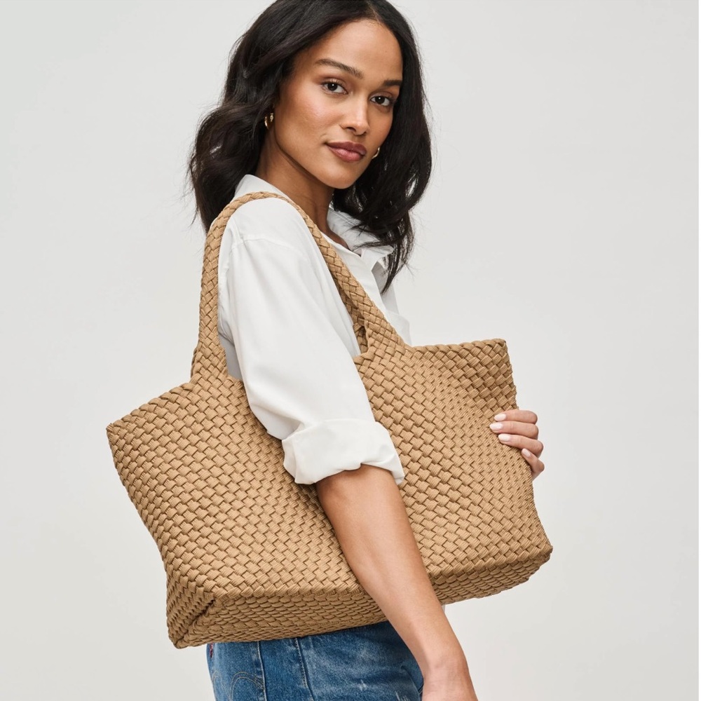 Sol & Selene Sky’s the Limit Large Tote - Picture 2 of 7